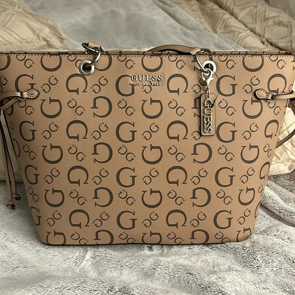 Guess bag